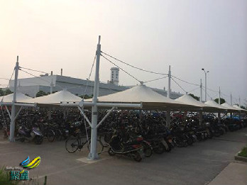 自行車棚遮陽棚讓環(huán)境綠色起來*自行車棚遮陽棚的優(yōu)點(diǎn)